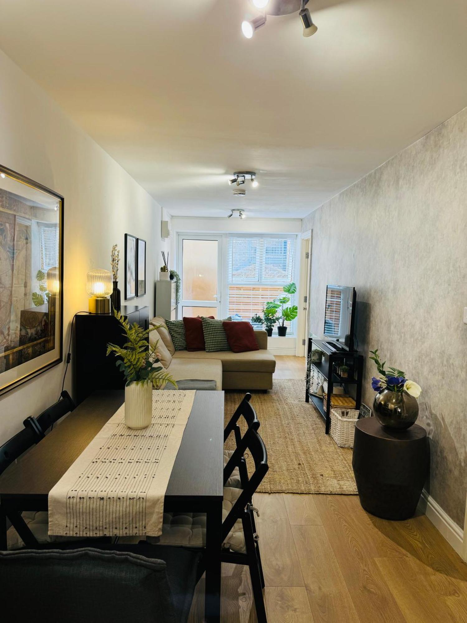 Holiday Home 2Br L 2Ba With Patio-Sleep 6 Londres Extérieur photo